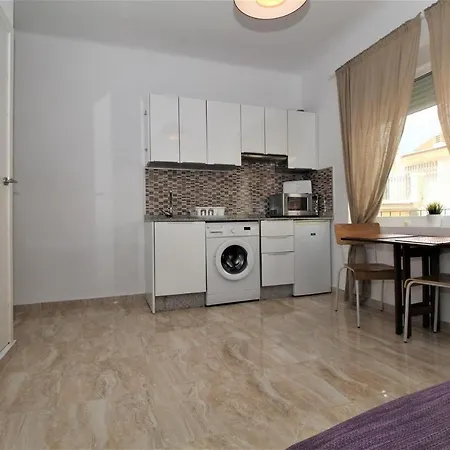Apartment Studio 3 Minutes From The Beach *