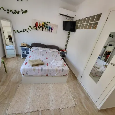 Studio 3 Minutes From The Beach *